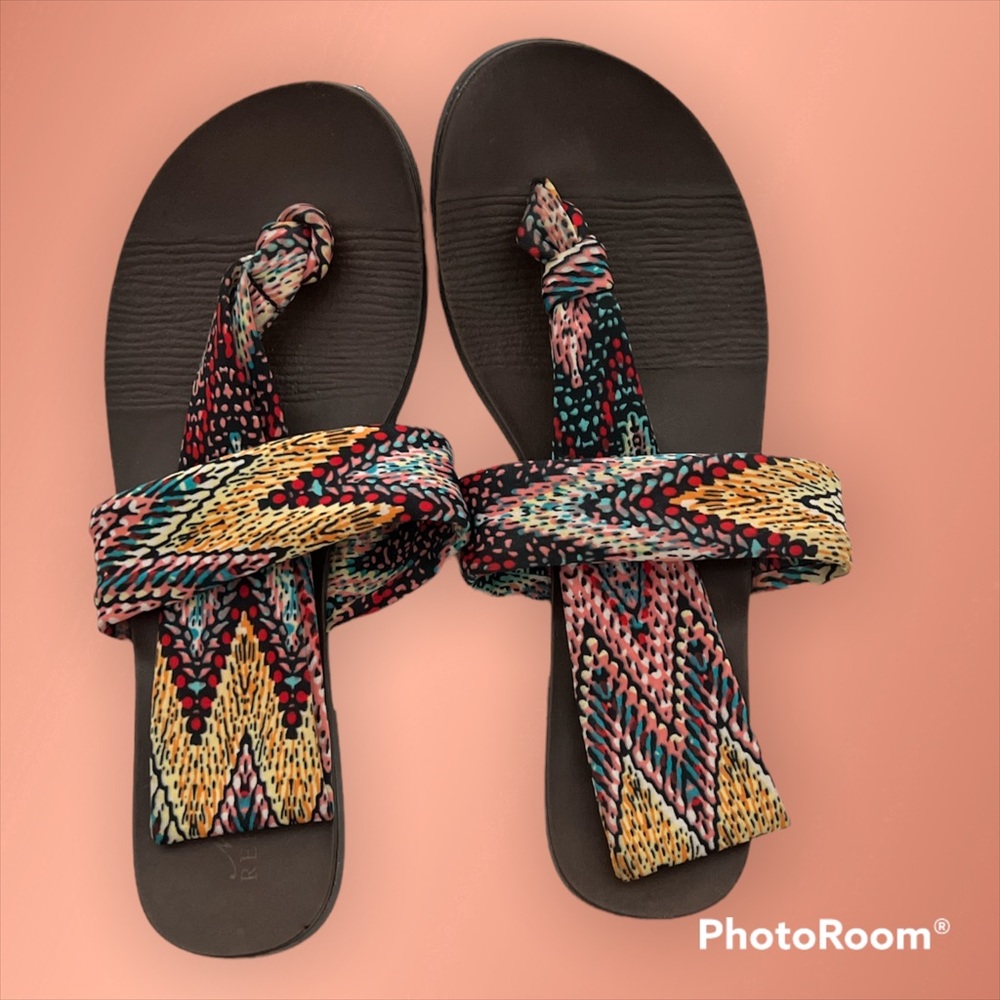 Natural Reflections Sandals
